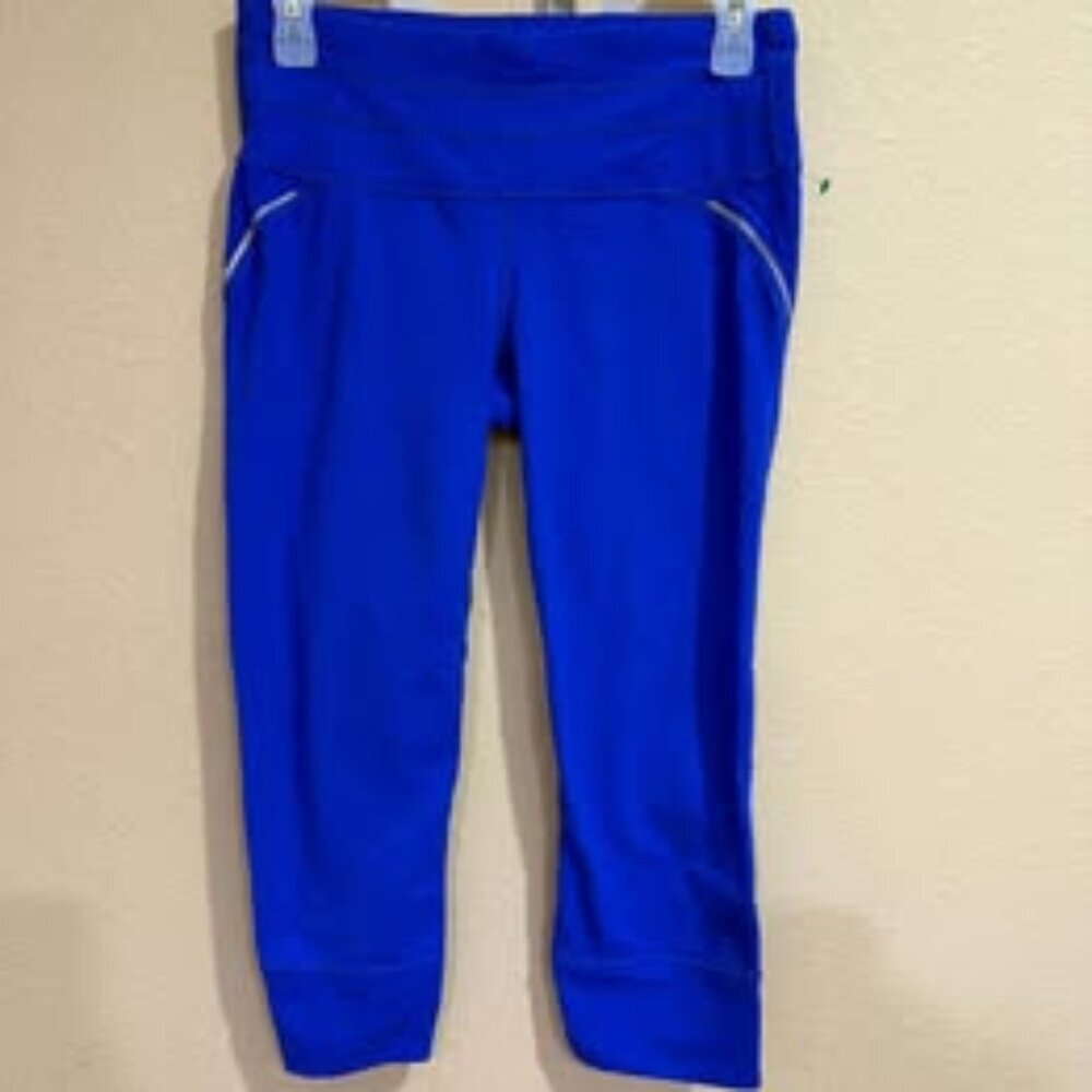 Athleta Blue Capri Leggings Size S Workout Yoga Pants
